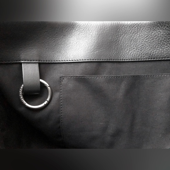 ❌SOLD❌🔥BALENCIAGA Beach Tote🔥 - Picture 11 of 12